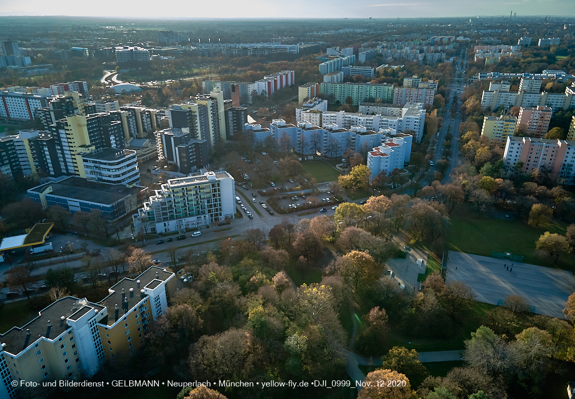 12.11./09.11.2020 - Marx-Zentrum und Umgebung am Karl-Marx-Ring in Neuperlach